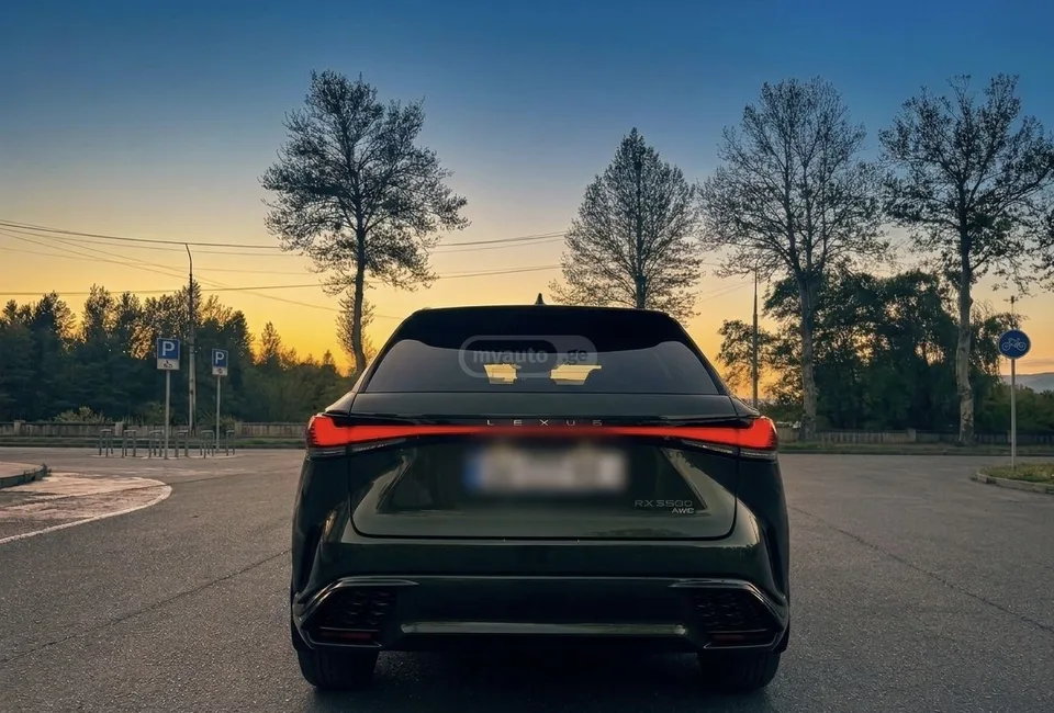 Lexus RX 350 Hybrid 2023 — миниатюра 4