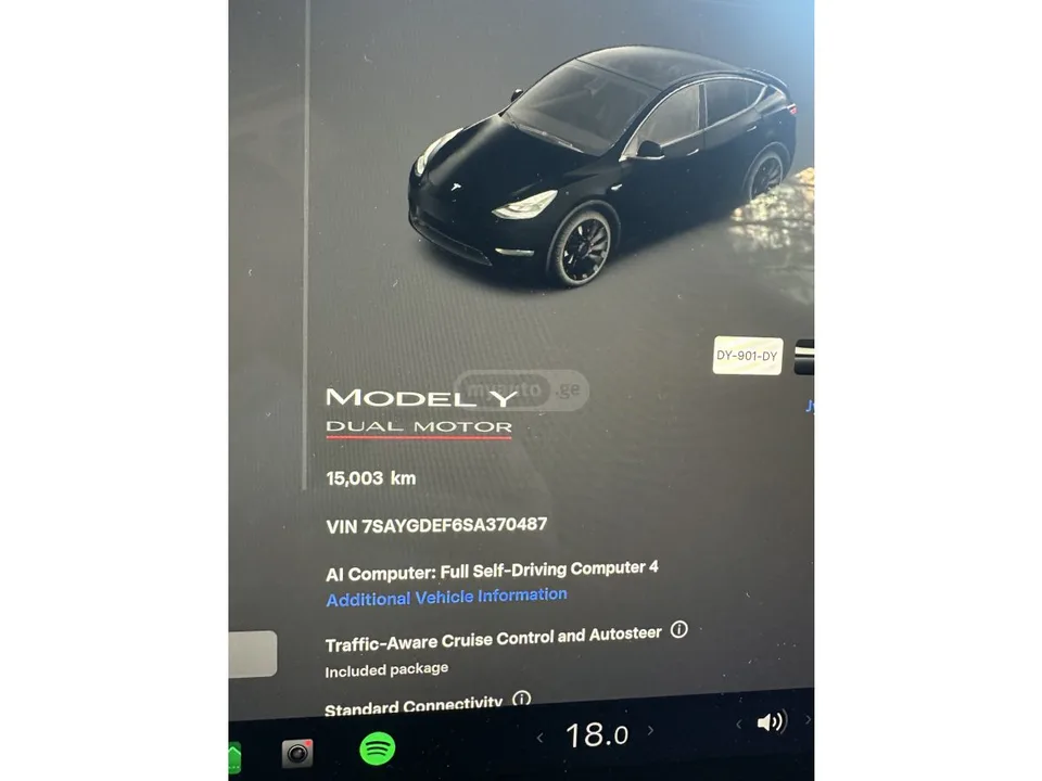 Tesla Model Y Performance 2025 — миниатюра 4