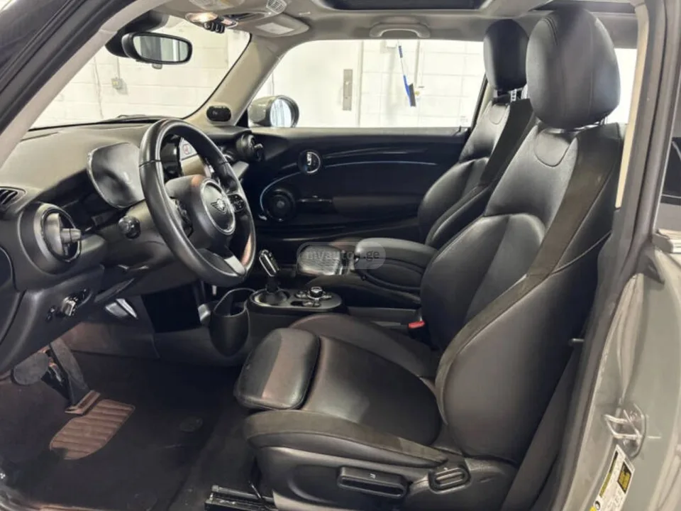 MINI Cooper SE 2022 — миниатюра 3