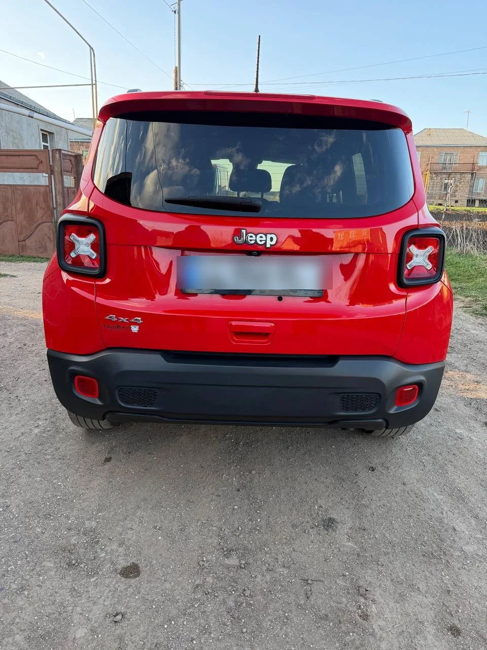 Jeep Renegade 2023 — миниатюра 2