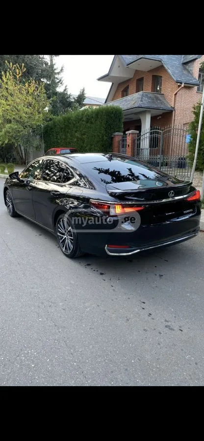 Lexus ES 300 Luxury limited hibridi 397 2025 — миниатюра 3