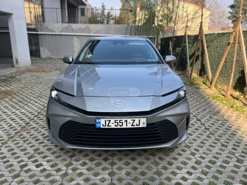 Toyota Camry le 2025 — миниатюра 5