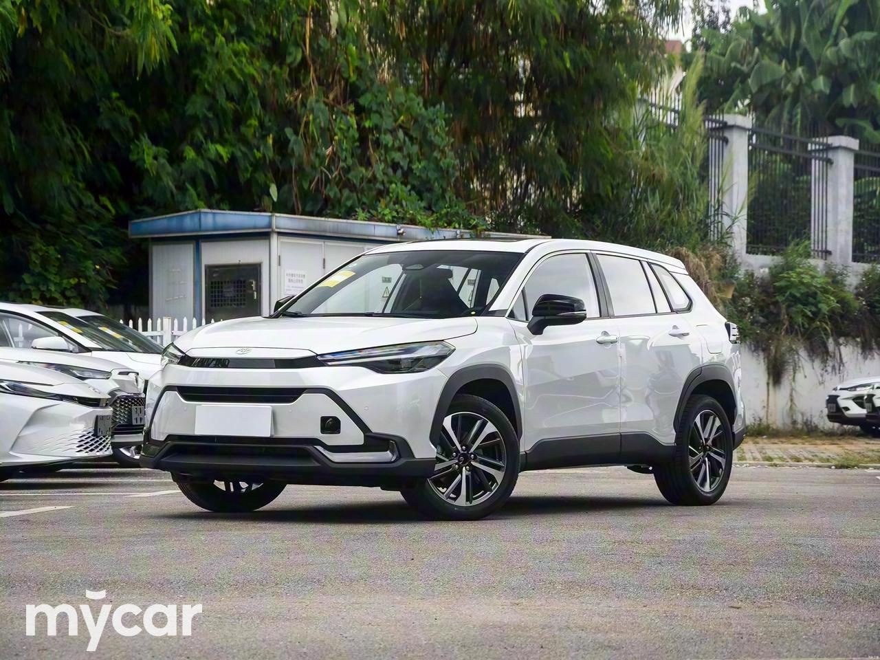 Toyota Frontlander 2025