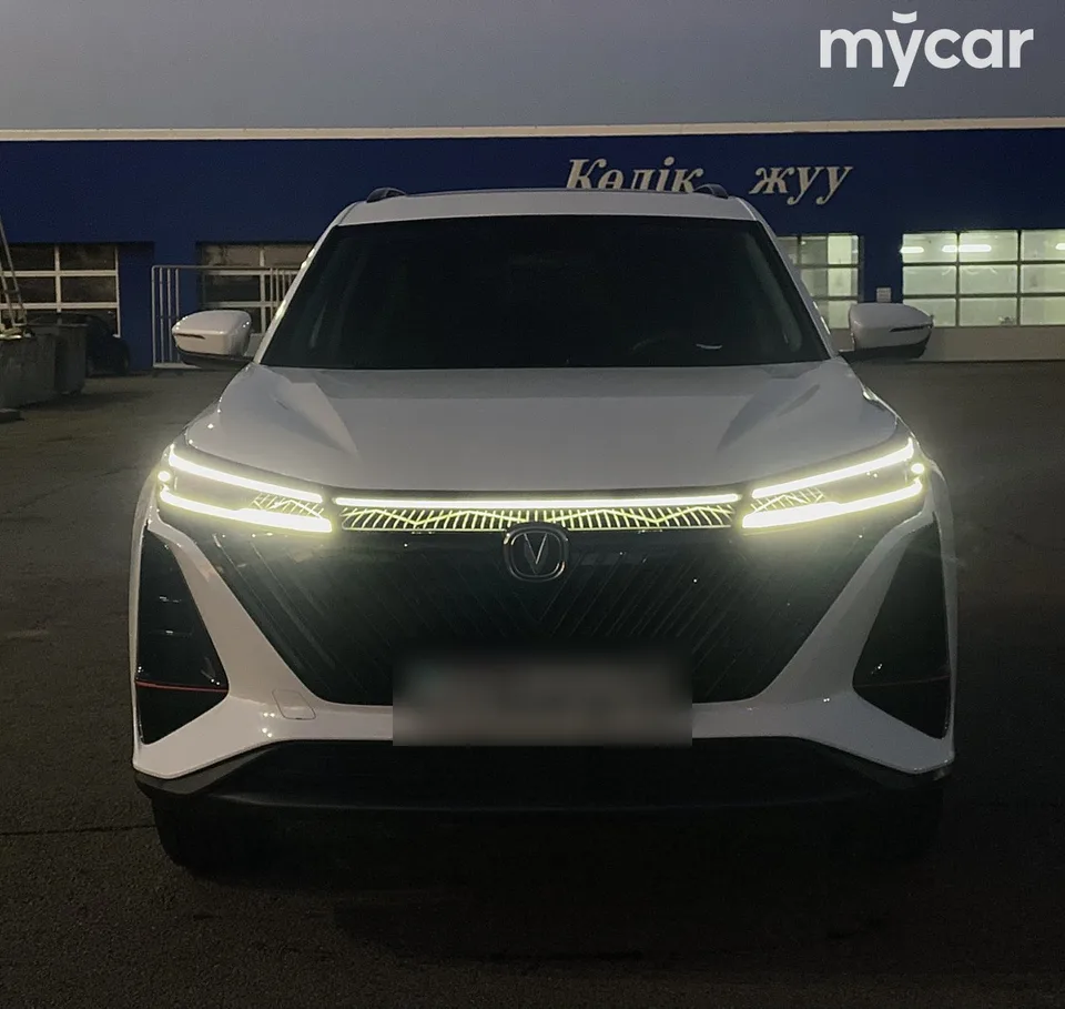 Changan CS75PLUS 2024 — фото 1, купить с доставкой в Москву