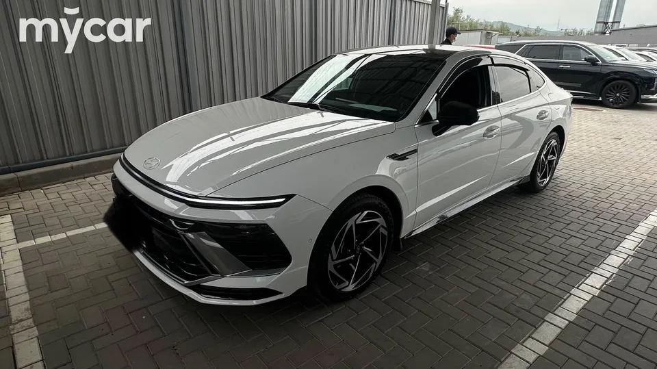 Hyundai Sonata 2024 — фото 1, купить с доставкой в Москву
