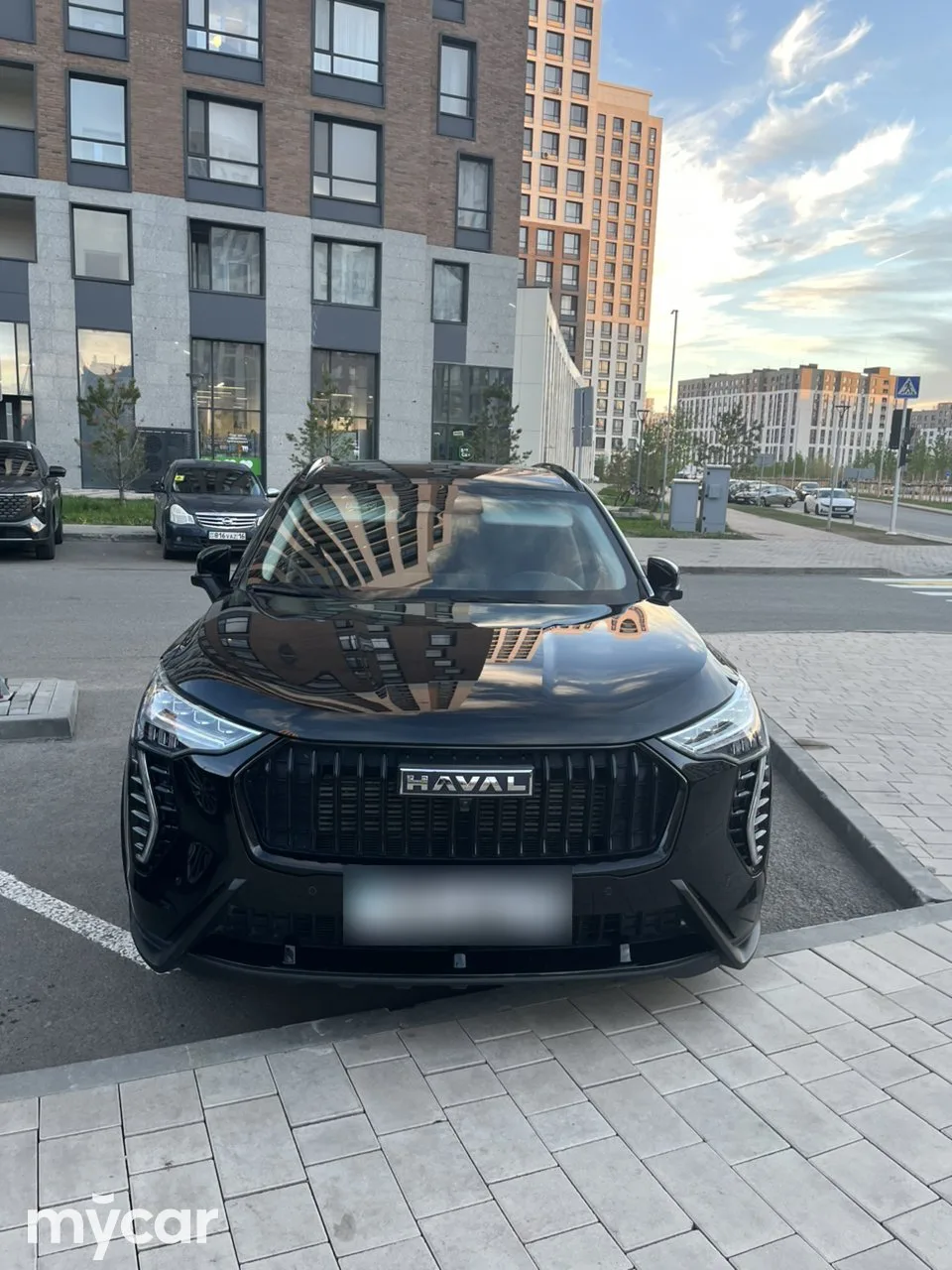 Haval Jolion 2024 — фото 1, купить с доставкой в Москву