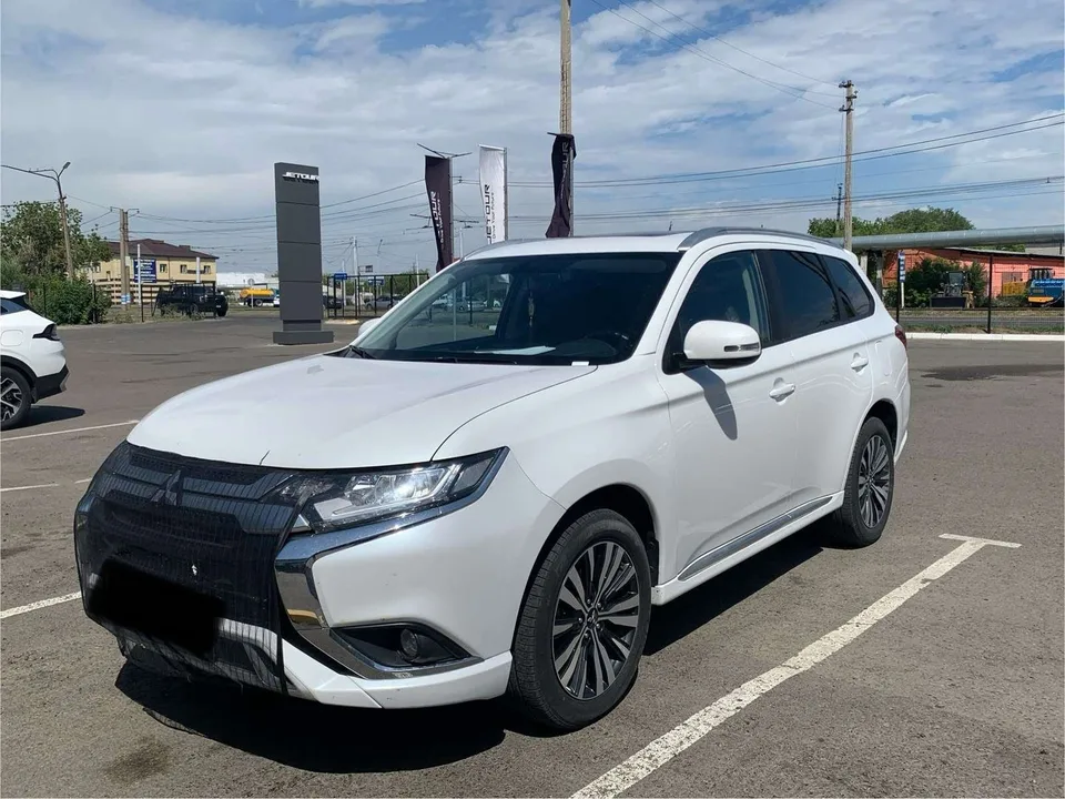 Mitsubishi Outlander 2022