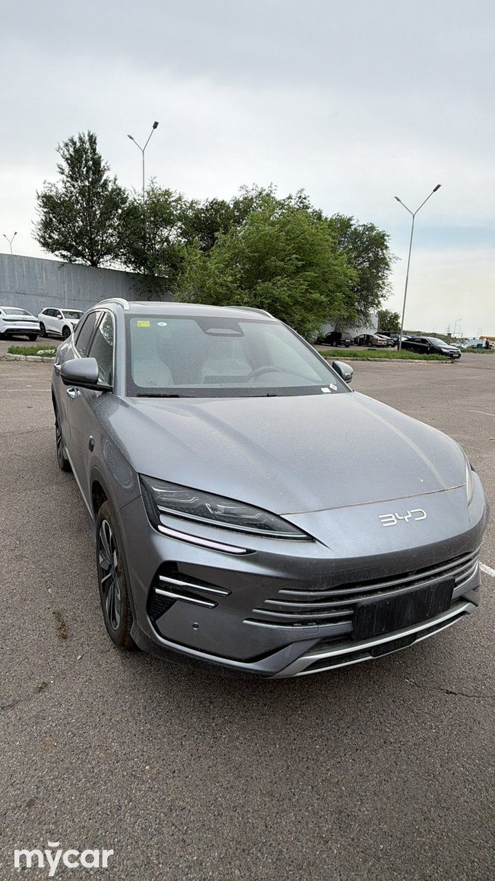 BYD Song Plus DM-i 2025