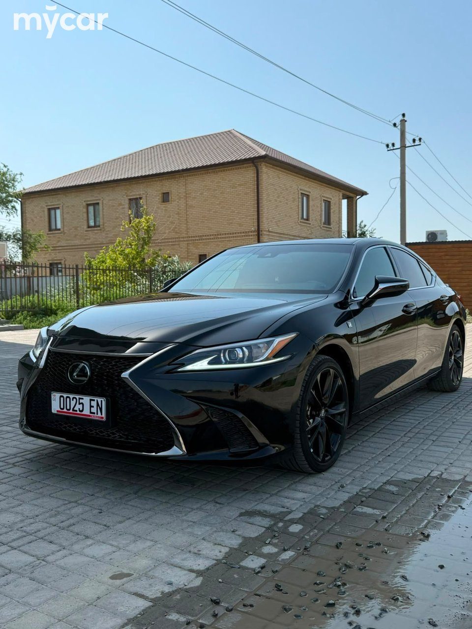 Lexus ES 2023