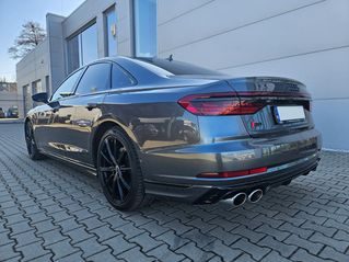 Audi S8 2022