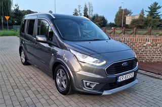 Ford Tourneo 2022