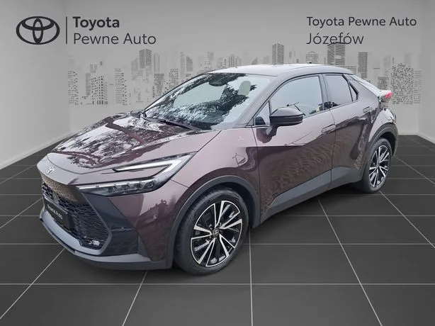 Toyota C-HR 2023 — фото 1, купить с доставкой в Москву