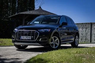 Audi Q5 TFSI 150 kW S tronic edition one mythosschwarz 2023 — фото 1, купить с доставкой в Москву