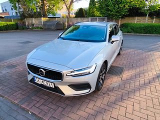 Volvo V60 2022