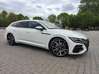 Volkswagen Arteon 2.0 TSI 4Motion R DSG 2023 — фото 1, купить с доставкой в Москву