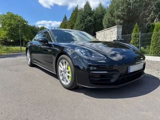 Porsche Panamera 2023