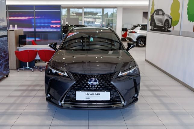 Lexus UX 2022