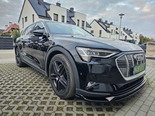 Audi e-tron 2022