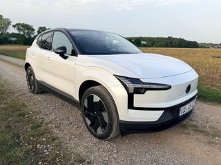 Volvo EX30 2025
