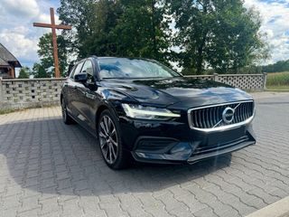Volvo V60 2022