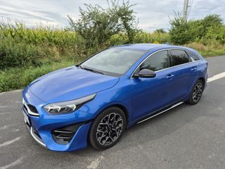 Kia ProCeed 2023