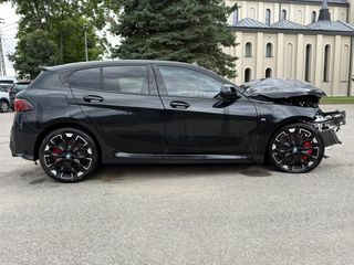 BMW 1M 2025