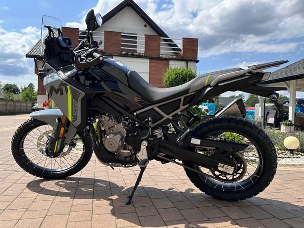 CFMoto MT 2025