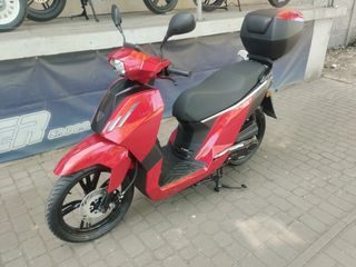 Peugeot Tweet 2026