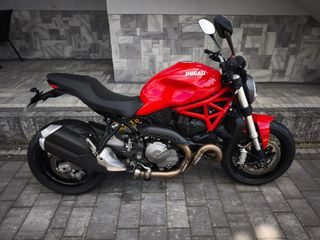 DUCATI Monster 2022
