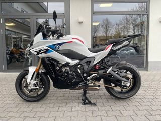 BMW XR 2024
