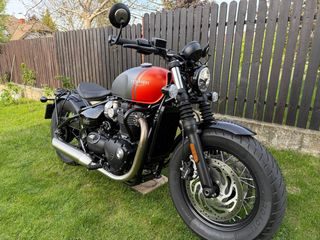 TRIUMPH Bonneville 2024
