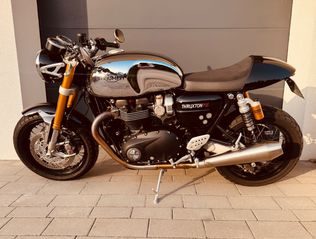 TRIUMPH Thruxton 2023