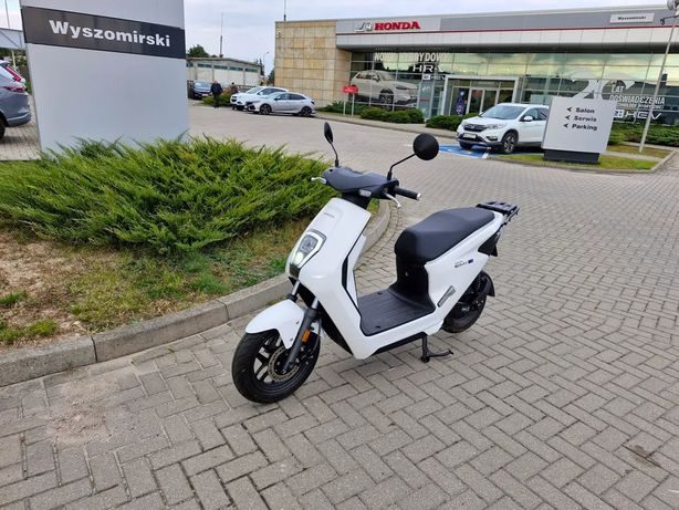 Honda EM1 2023