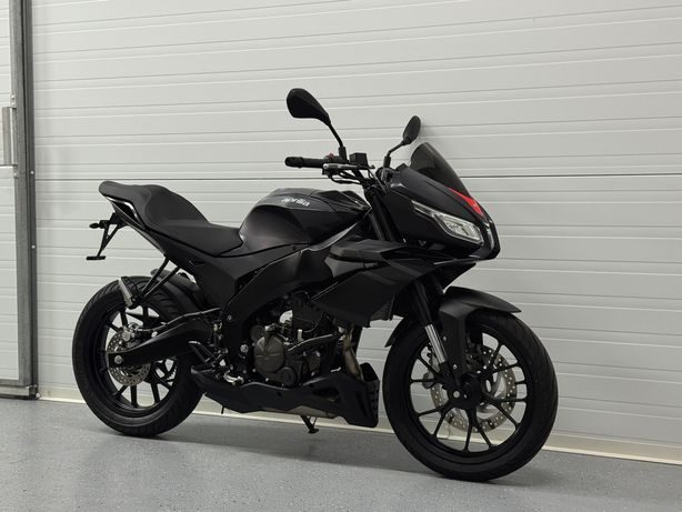 aprilia Tuono 2025