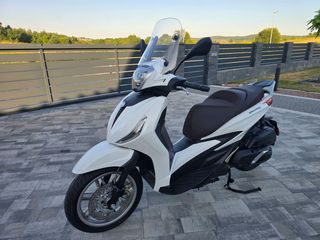 Piaggio Beverly 2024