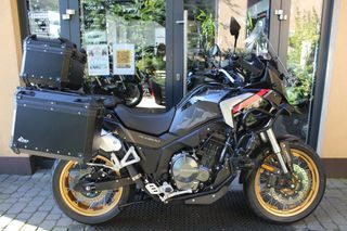 Junak RX600 2025