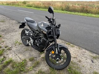 Honda CB 2024