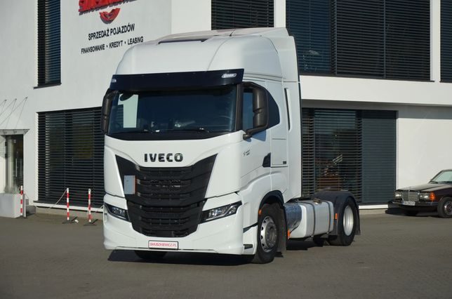 Iveco S-Way 2023