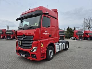 Mercedes-Benz 1845 2023