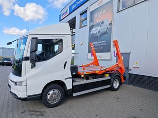 BYD ETM6 2025