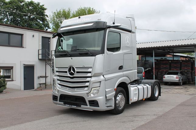 Mercedes-Benz 1845** 2021