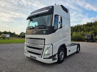 Volvo FH/500/2023/GLOBETROTTER/XXL/FULLLED 2023