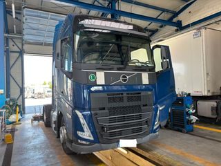 Volvo ***2025 2025