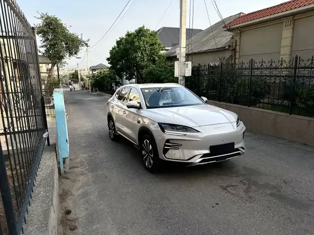 BYD Song Plus 2025 — фото 1, купить с доставкой в Москву