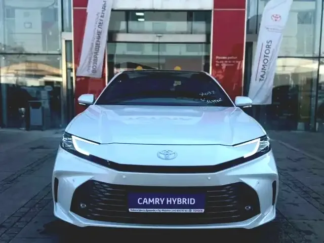Toyota Camry 2026 — фото 1, купить с доставкой в Москву