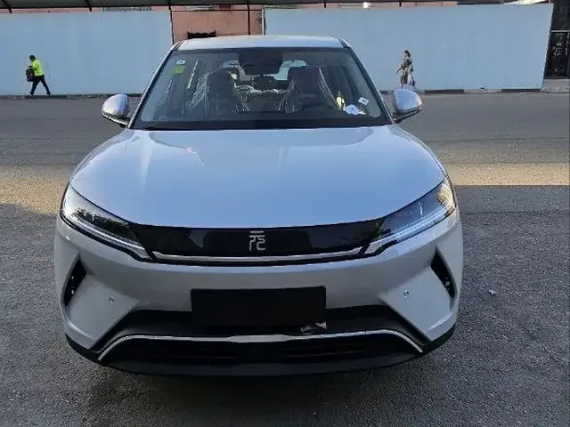 BYD Yuan Up 2025 — фото 1, купить с доставкой в Москву
