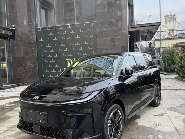 BYD Song Plus 2025 — фото 1, купить с доставкой в Москву