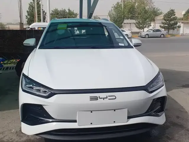 BYD E2 2025 — фото 1, купить с доставкой в Москву