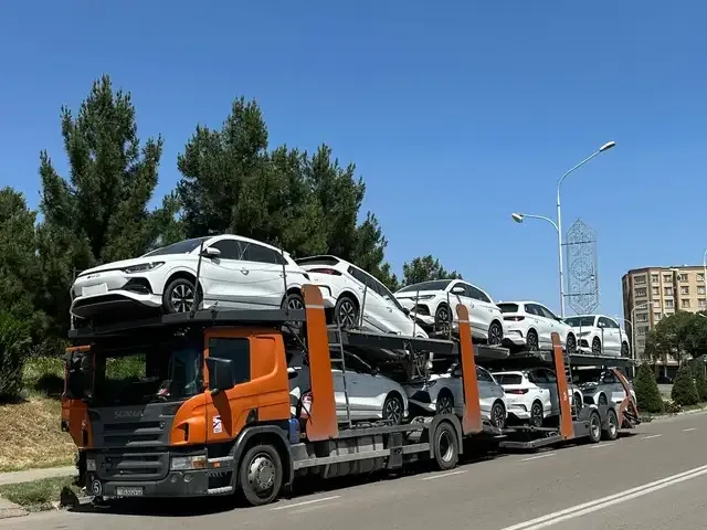 BYD E2 2025 — фото 1, купить с доставкой в Москву