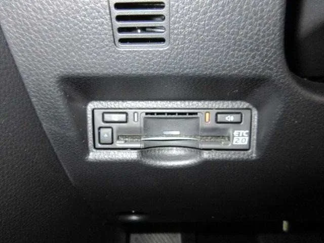Toyota Noah 2023 — миниатюра 4